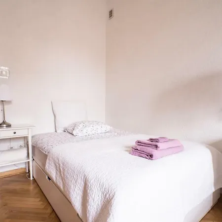Piekarska * Warsaw